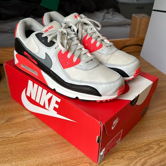 Nike Air Max 90 GTX Infrared - Picture 1 of 8